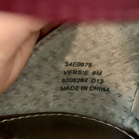 Calvin Klein, Fuchia and Silver High Heels, NWOT, Back zipper, size 6. - Picture 3 of 13